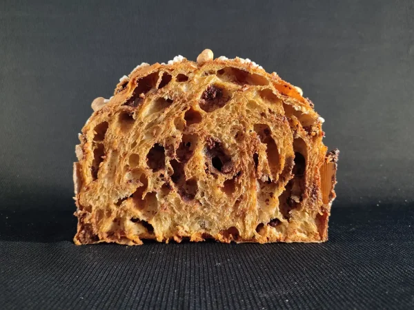 Panettone artigianale al caffè dettaglio impasto